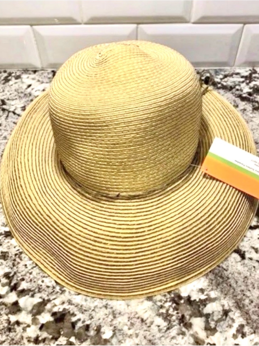 NWT Hat - Picture 7 of 8
